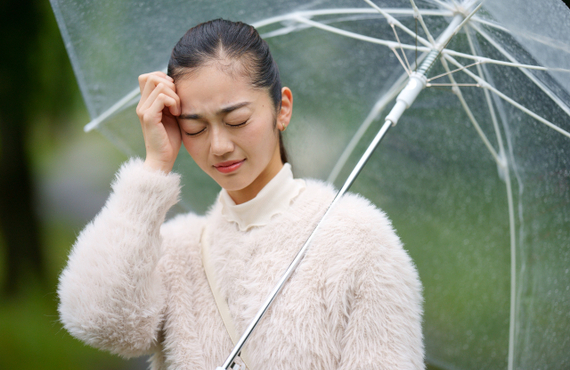 雨の日になると頭痛・だるさが出る方へ｜福山市の整体なら整体院碧Ao